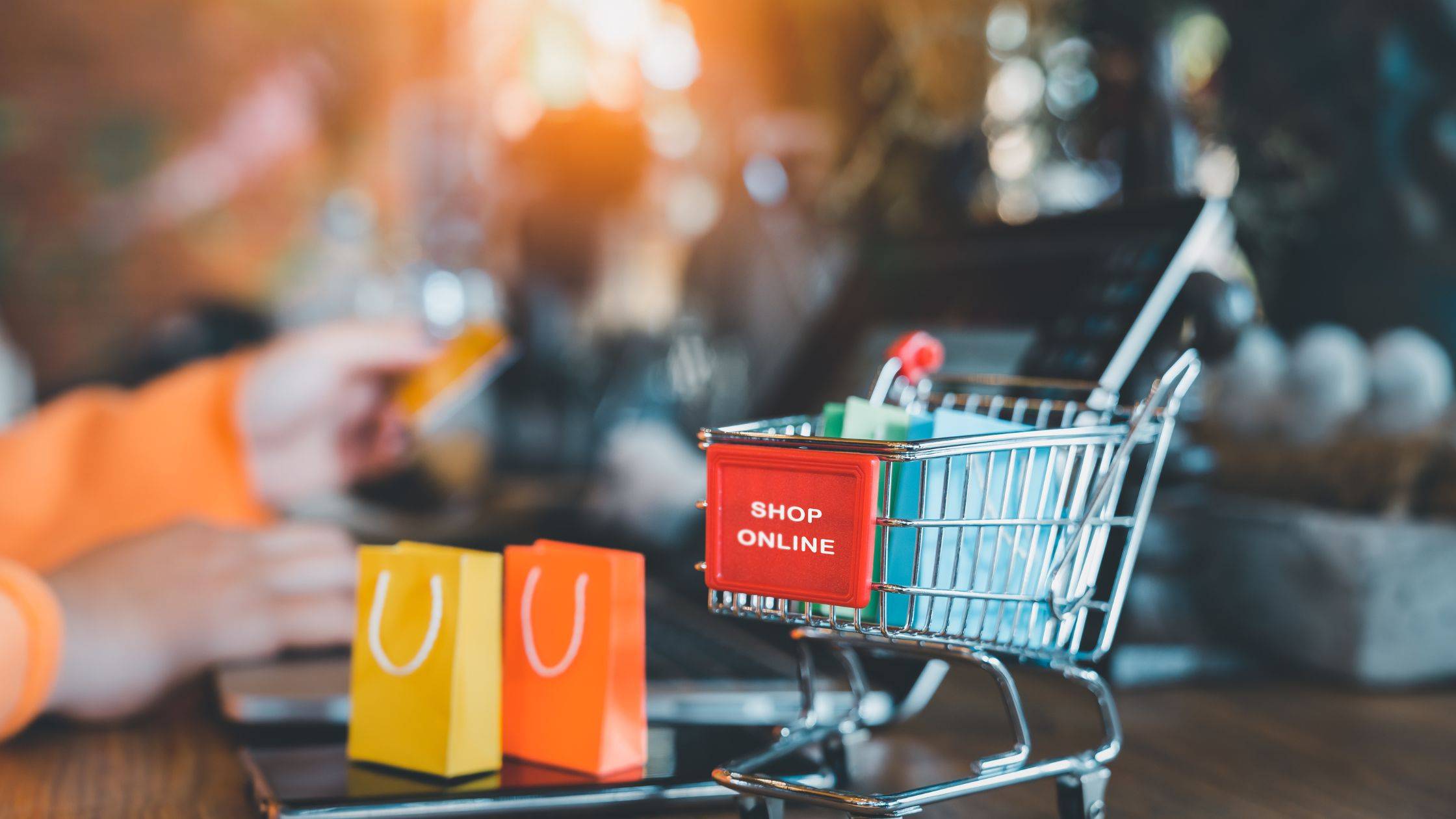 What Process Should Be Followed to Build an E-commerce Presence?